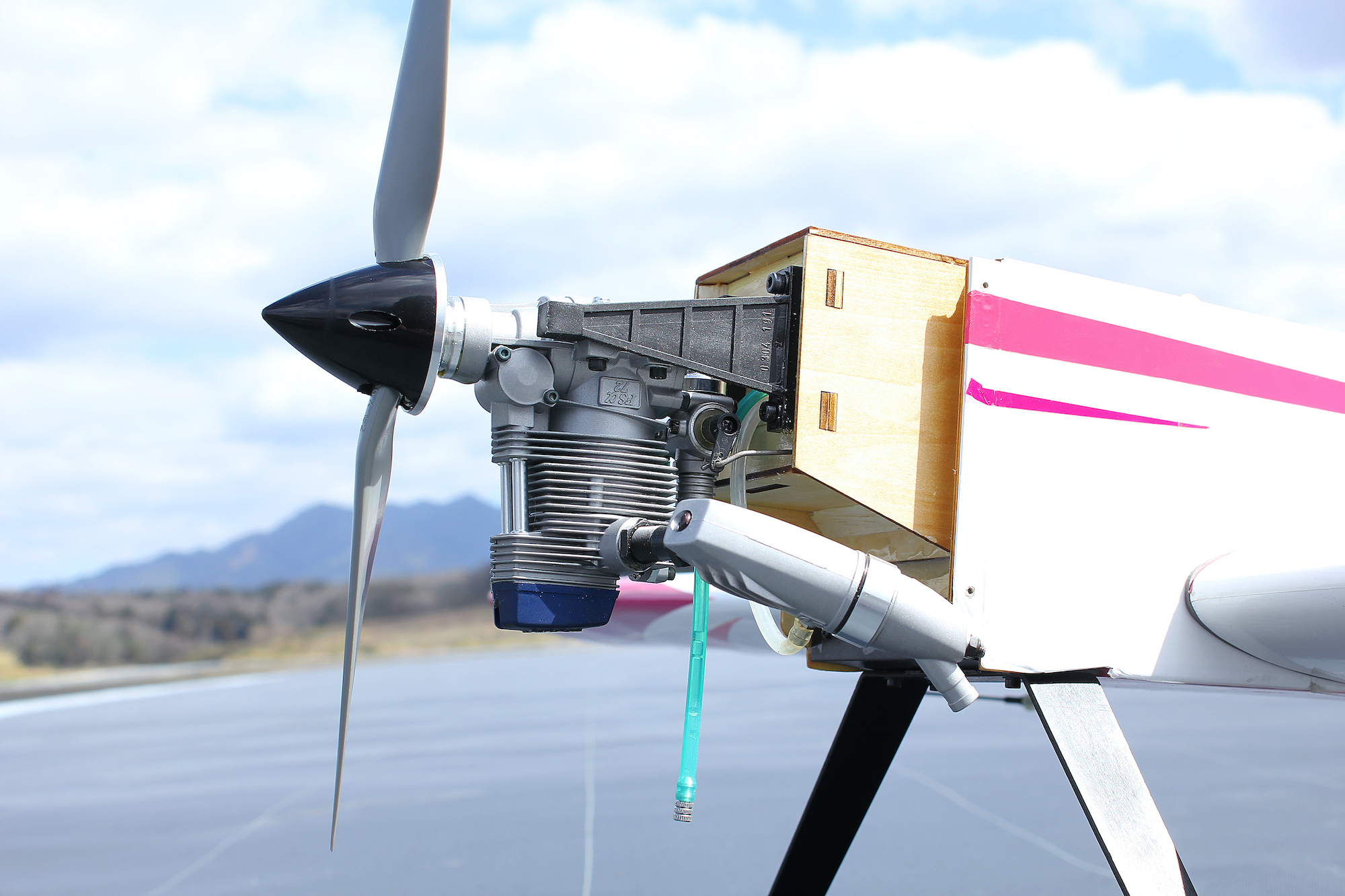 知っておいて損はない！？模型用エンジンの豆知識3選！ | ドローン