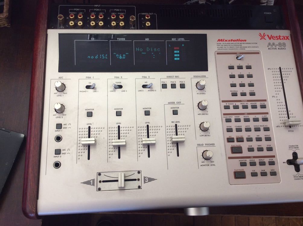 Yahoo!オークション - Vestax AA-88 アクティブオーディオDJミキサー