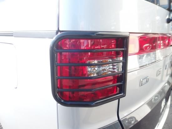 デリカD:5 KADDIS テールレンズガード ブラック - ロードハウス